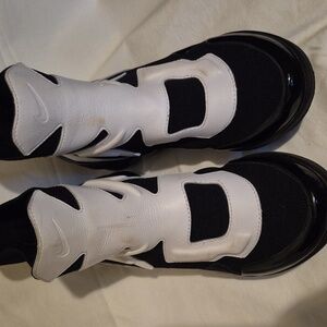 Nike Black and White Athletic Shoes